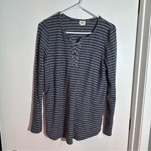 BKE Buckle striped long sleeve‎ top small